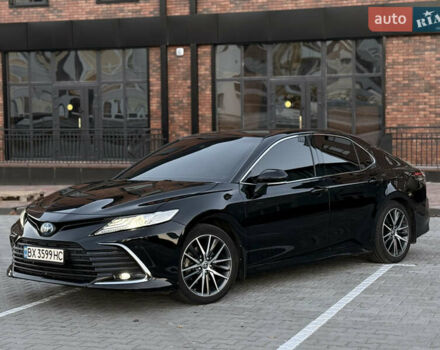 Черный Тойота Камри, объемом двигателя 2.49 л и пробегом 112 тыс. км за 29999 $, фото 1 на Automoto.ua