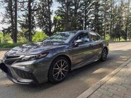 Тойота Камрі 2021 у Києві на Automoto.ua Чорний Тойота Камрі, об'ємом двигуна 2 л та пробігом 43 тис. км за 14500 $, фото 1 на Automoto.ua