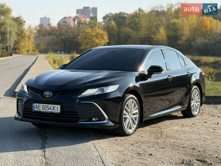 Тойота Камри 2021 в Днепре (Днепропетровске) на Automoto.ua Черный Тойота Камри, объемом двигателя 2.49 л и пробегом 90 тыс. км за 33500 $, фото 1 на Automoto.ua