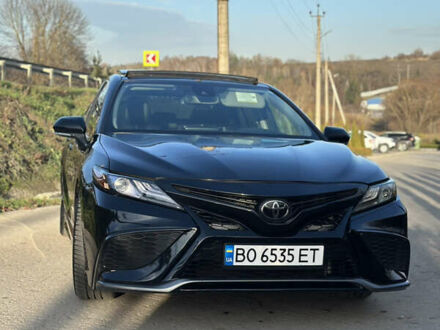 Черный Тойота Камри, объемом двигателя 2.49 л и пробегом 52 тыс. км за 29500 $, фото 1 на Automoto.ua