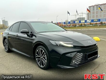 Чорний Тойота Камрі, об'ємом двигуна 2.5 л та пробігом 42 тис. км за 45999 $, фото 1 на Automoto.ua