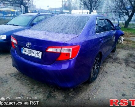 Фиолетовый Тойота Камри, объемом двигателя 2.5 л и пробегом 220 тыс. км за 4500 $, фото 2 на Automoto.ua