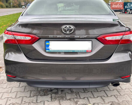 Коричневый Тойота Камри, объемом двигателя 2.49 л и пробегом 104 тыс. км за 23000 $, фото 5 на Automoto.ua