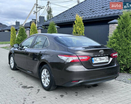 Коричневый Тойота Камри, объемом двигателя 2.49 л и пробегом 101 тыс. км за 22000 $, фото 1 на Automoto.ua