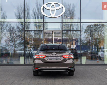 Коричневый Тойота Камри, объемом двигателя 2.49 л и пробегом 143 тыс. км за 21906 $, фото 3 на Automoto.ua