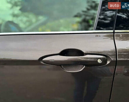 Коричневый Тойота Камри, объемом двигателя 2.49 л и пробегом 182 тыс. км за 26000 $, фото 10 на Automoto.ua