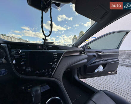 Тойота Камри 2019 в Львове на Automoto.ua Коричневый Тойота Камри, объемом двигателя 2.49 л и пробегом 105 тыс. км за 28000 $, фото 15 на Automoto.ua