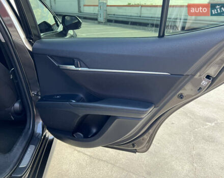 Коричневий Тойота Камрі, об'ємом двигуна 2.49 л та пробігом 222 тис. км за 18500 $, фото 26 на Automoto.ua