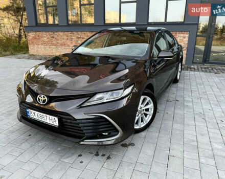 Коричневый Тойота Камри, объемом двигателя 2.5 л и пробегом 208 тыс. км за 19900 $, фото 1 на Automoto.ua