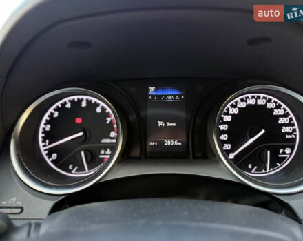 Коричневый Тойота Камри, объемом двигателя 2.5 л и пробегом 208 тыс. км за 19900 $, фото 18 на Automoto.ua