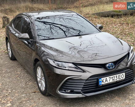 Коричневый Тойота Камри, объемом двигателя 2.49 л и пробегом 37 тыс. км за 29800 $, фото 2 на Automoto.ua