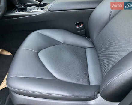 Коричневый Тойота Камри, объемом двигателя 2.49 л и пробегом 4 тыс. км за 38999 $, фото 18 на Automoto.ua