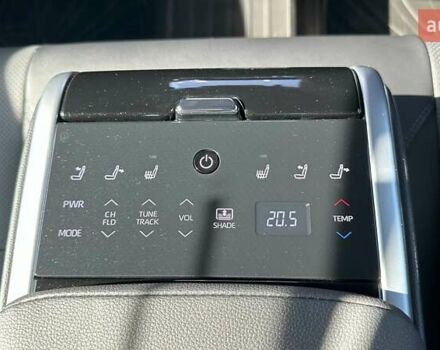 Коричневий Тойота Камрі, об'ємом двигуна 2.49 л та пробігом 3 тис. км за 49000 $, фото 12 на Automoto.ua