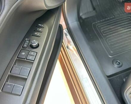 Коричневий Тойота Камрі, об'ємом двигуна 2.49 л та пробігом 3 тис. км за 49000 $, фото 14 на Automoto.ua