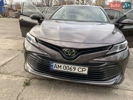 Тойота Камри 2017 в Киеве на Automoto.ua Коричневый Тойота Камри, объемом двигателя 2.5 л и пробегом 47 тыс. км за 20000 $, фото 1 на Automoto.ua