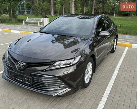 Коричневый Тойота Камри, объемом двигателя 2.49 л и пробегом 128 тыс. км за 18000 $, фото 1 на Automoto.ua