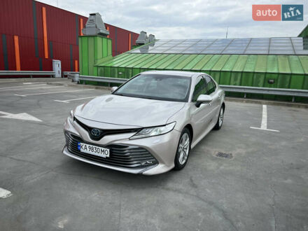 Тойота Камри 2019 в Киеве на Automoto.ua Коричневый Тойота Камри, объемом двигателя 2.49 л и пробегом 125 тыс. км за 26400 $, фото 1 на Automoto.ua