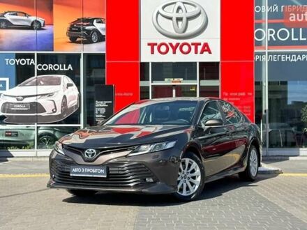 Тойота Камри 2019 в Ивано-Франковске на Automoto.ua Коричневый Тойота Камри, объемом двигателя 2.49 л и пробегом 22 тыс. км за 25283 $, фото 1 на Automoto.ua