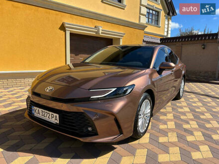 Коричневый Тойота Камри, объемом двигателя 2.49 л и пробегом 25 тыс. км за 34500 $, фото 1 на Automoto.ua