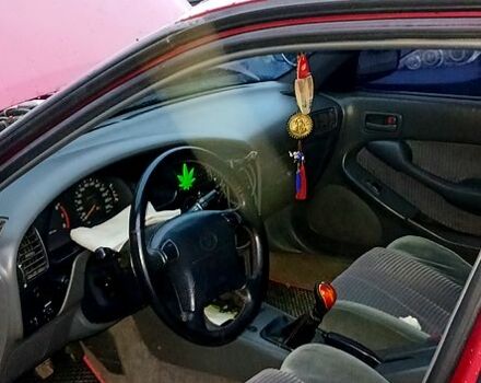 Червоний Тойота Камрі, об'ємом двигуна 2.2 л та пробігом 300 тис. км за 3500 $, фото 5 на Automoto.ua