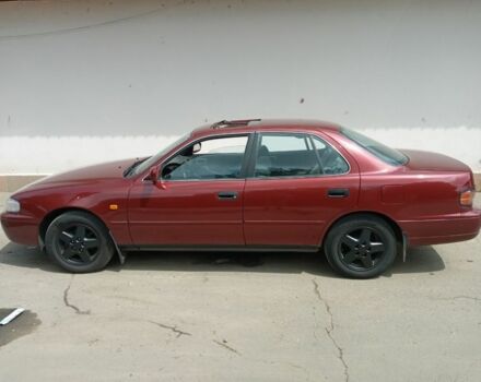 Червоний Тойота Камрі, об'ємом двигуна 2.2 л та пробігом 236 тис. км за 3100 $, фото 4 на Automoto.ua