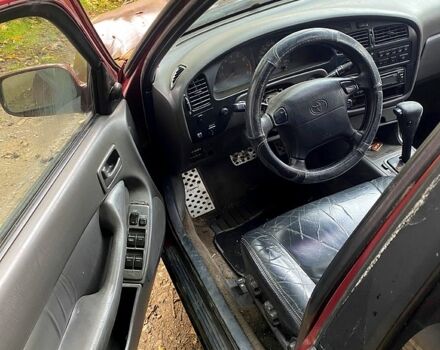 Красный Тойота Камри, объемом двигателя 3 л и пробегом 0 тыс. км за 1300 $, фото 2 на Automoto.ua