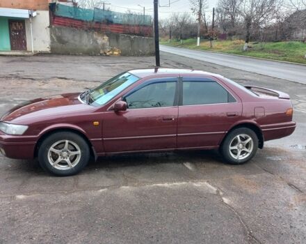 Червоний Тойота Камрі, об'ємом двигуна 2.2 л та пробігом 420 тис. км за 3200 $, фото 1 на Automoto.ua