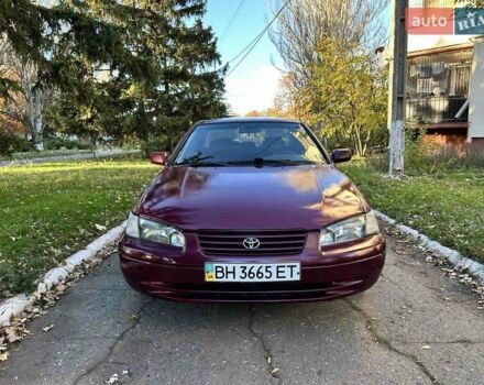 Червоний Тойота Камрі, об'ємом двигуна 3 л та пробігом 340 тис. км за 2950 $, фото 1 на Automoto.ua