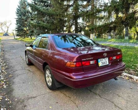 Красный Тойота Камри, объемом двигателя 3 л и пробегом 340 тыс. км за 2950 $, фото 5 на Automoto.ua