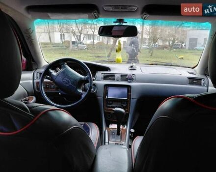 Красный Тойота Камри, объемом двигателя 3 л и пробегом 432 тыс. км за 2970 $, фото 2 на Automoto.ua