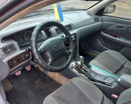 Червоний Тойота Камрі, об'ємом двигуна 2.2 л та пробігом 420 тис. км за 3200 $, фото 9 на Automoto.ua