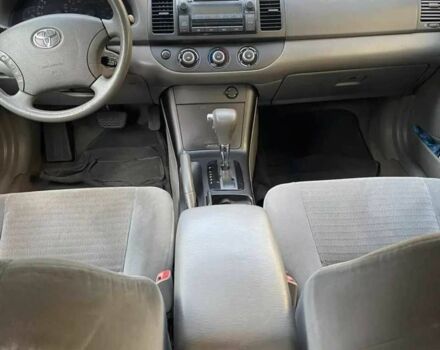 Красный Тойота Камри, объемом двигателя 2.4 л и пробегом 301 тыс. км за 4499 $, фото 14 на Automoto.ua