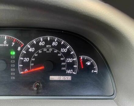 Красный Тойота Камри, объемом двигателя 2.4 л и пробегом 301 тыс. км за 4499 $, фото 18 на Automoto.ua