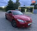Красный Тойота Камри, объемом двигателя 2.36 л и пробегом 212 тыс. км за 7300 $, фото 3 на Automoto.ua