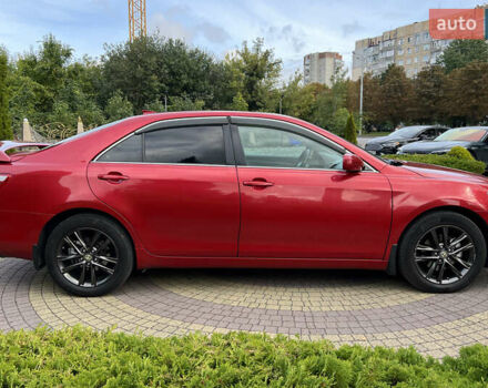 Красный Тойота Камри, объемом двигателя 2.36 л и пробегом 211 тыс. км за 8850 $, фото 7 на Automoto.ua