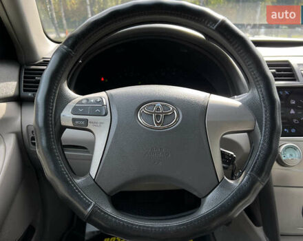 Красный Тойота Камри, объемом двигателя 2.36 л и пробегом 211 тыс. км за 8850 $, фото 10 на Automoto.ua