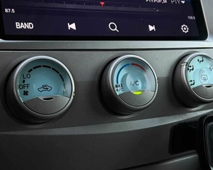 Червоний Тойота Камрі, об'ємом двигуна 2.4 л та пробігом 211 тис. км за 8850 $, фото 12 на Automoto.ua