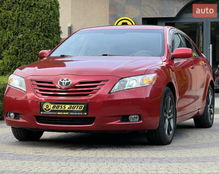 Красный Тойота Камри, объемом двигателя 2.36 л и пробегом 211 тыс. км за 8850 $, фото 2 на Automoto.ua