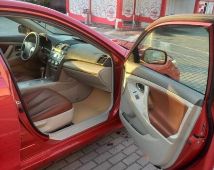 Красный Тойота Камри, объемом двигателя 3 л и пробегом 235 тыс. км за 8100 $, фото 4 на Automoto.ua