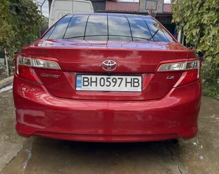 Красный Тойота Камри, объемом двигателя 2.5 л и пробегом 198 тыс. км за 10000 $, фото 3 на Automoto.ua