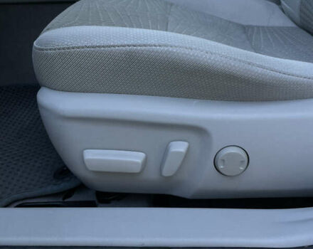 Красный Тойота Камри, объемом двигателя 2.5 л и пробегом 198 тыс. км за 11500 $, фото 12 на Automoto.ua