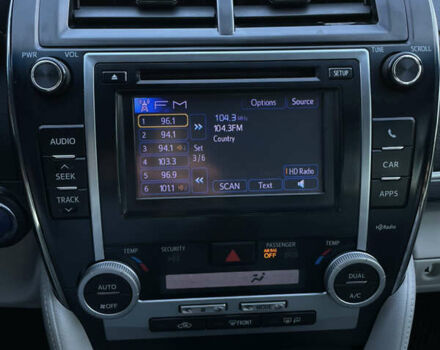 Красный Тойота Камри, объемом двигателя 2.5 л и пробегом 198 тыс. км за 11500 $, фото 20 на Automoto.ua