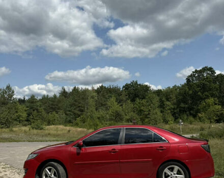 Красный Тойота Камри, объемом двигателя 2.49 л и пробегом 161 тыс. км за 13500 $, фото 4 на Automoto.ua