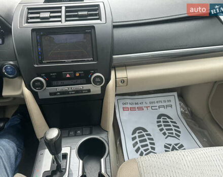 Красный Тойота Камри, объемом двигателя 2.49 л и пробегом 153 тыс. км за 12750 $, фото 35 на Automoto.ua