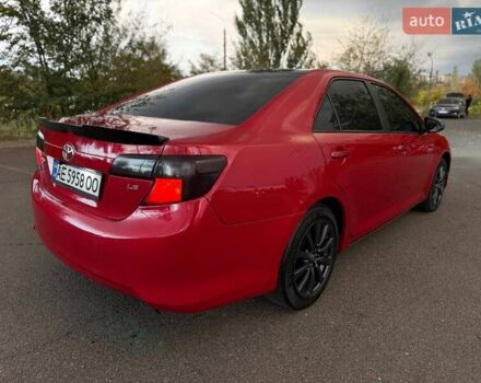 Тойота Камри 2013 в Кривом Роге на Automoto.ua Красный Тойота Камри, объемом двигателя 2.5 л и пробегом 177 тыс. км за 10700 $, фото 20 на Automoto.ua