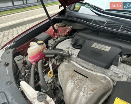 Красный Тойота Камри, объемом двигателя 2.49 л и пробегом 153 тыс. км за 12750 $, фото 27 на Automoto.ua