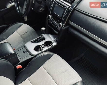 Тойота Камрі 2013 у Дніпро (Дніпропетровську) на Automoto.ua Червоний Тойота Камрі, об'ємом двигуна 2.49 л та пробігом 255 тис. км за 10800 $, фото 10 на Automoto.ua