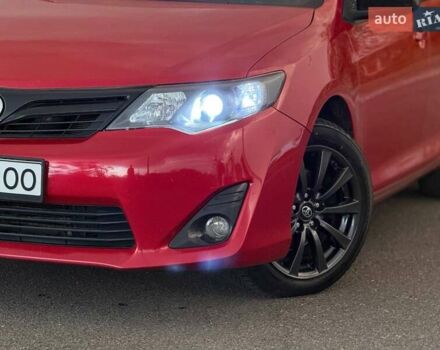 Тойота Камри 2013 в Кривом Роге на Automoto.ua Красный Тойота Камри, объемом двигателя 2.5 л и пробегом 177 тыс. км за 10700 $, фото 4 на Automoto.ua
