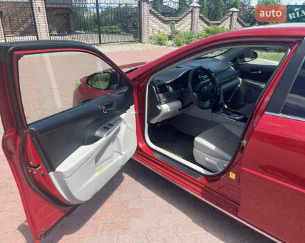 Червоний Тойота Камрі, об'ємом двигуна 2.49 л та пробігом 243 тис. км за 13200 $, фото 5 на Automoto.ua