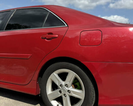 Красный Тойота Камри, объемом двигателя 2.49 л и пробегом 161 тыс. км за 13500 $, фото 5 на Automoto.ua